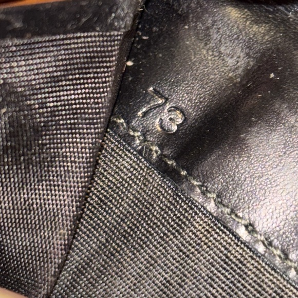 Prada bi-fold wallet quilted blue/black Authentic - Picture 11 of 11